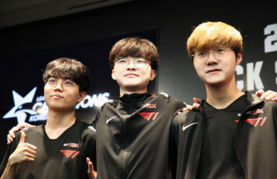 探索腾讯游戏与人工智能的未来应用